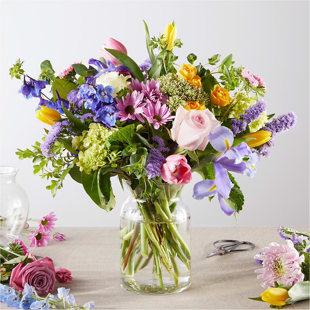 Pastel Tradition - A Florist Original – Stardust Flowers, Surrey BC
