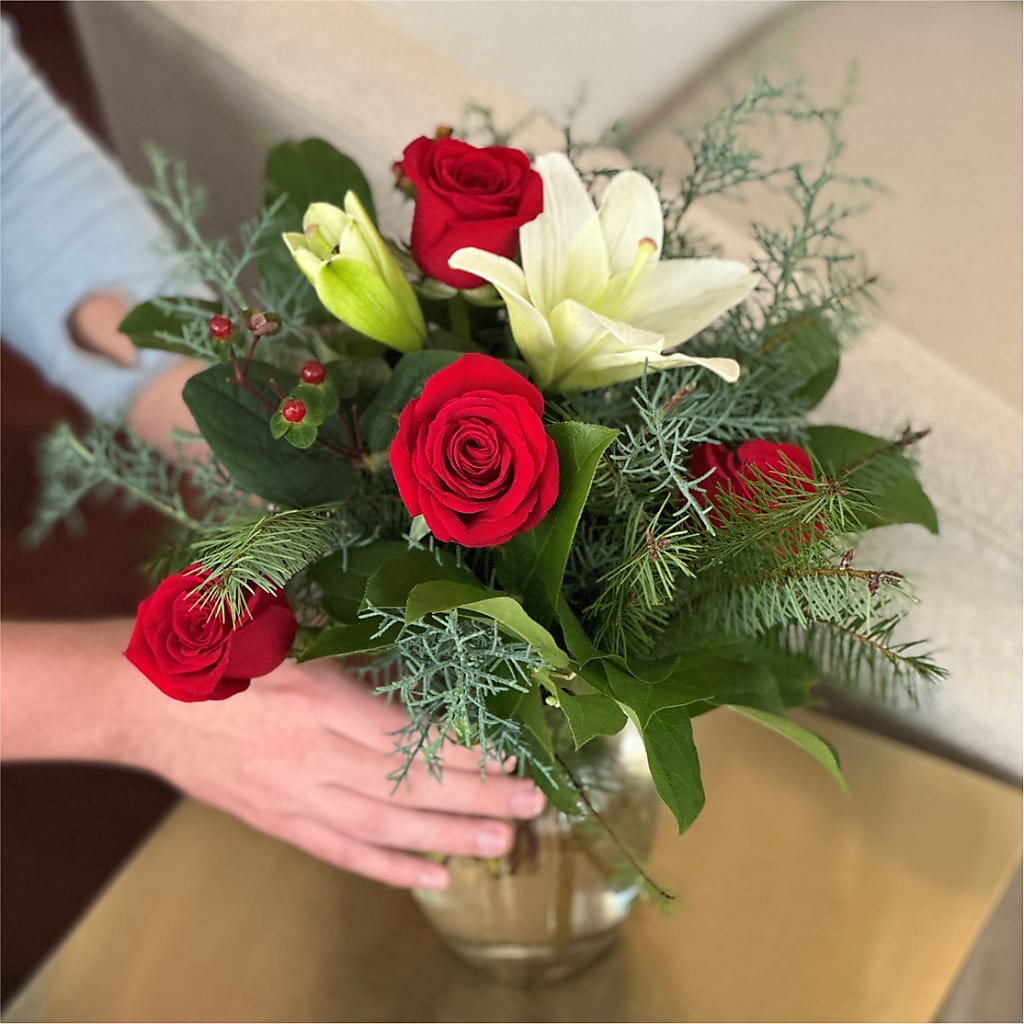 Glittering Lights Bouquet – Stardust Flowers, Surrey BC