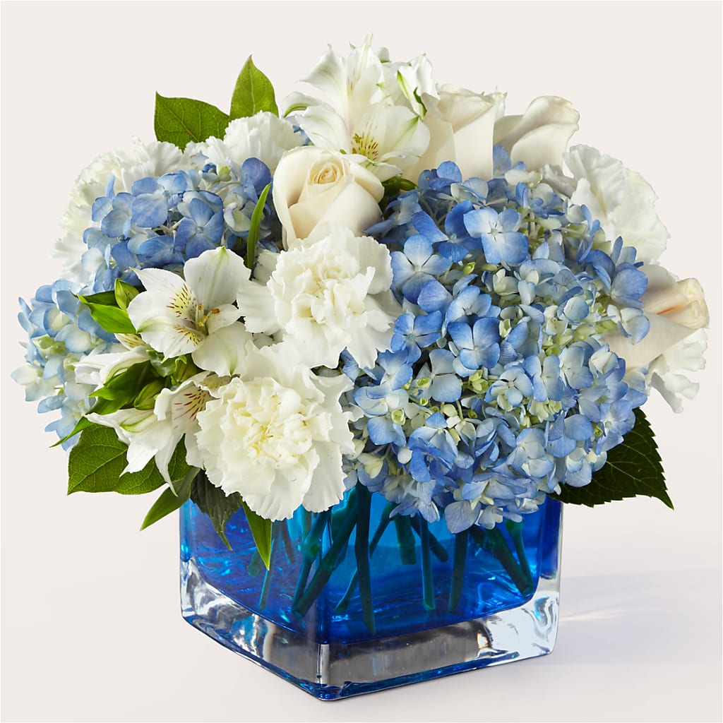 Soothing Waters Bouquet – Stardust Flowers, Surrey BC