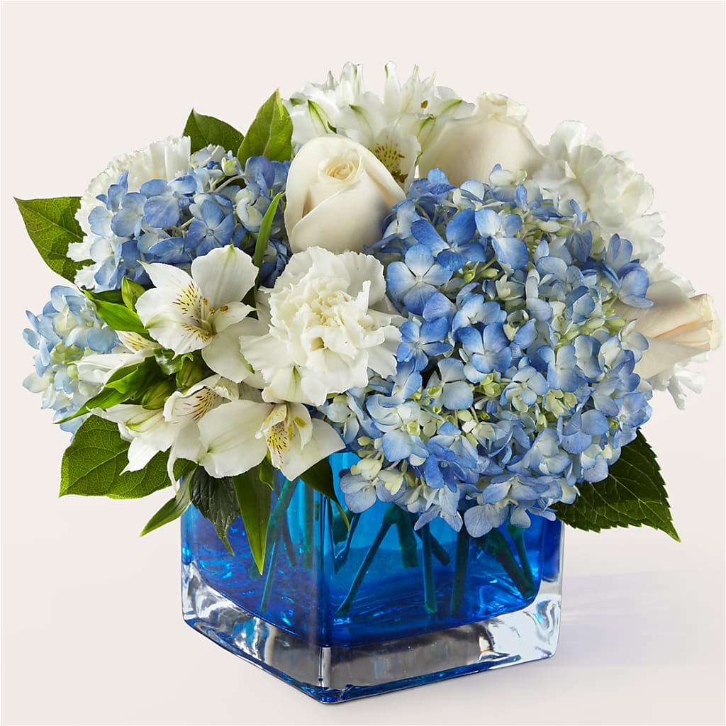 Soothing Waters Bouquet – Stardust Flowers, Surrey BC