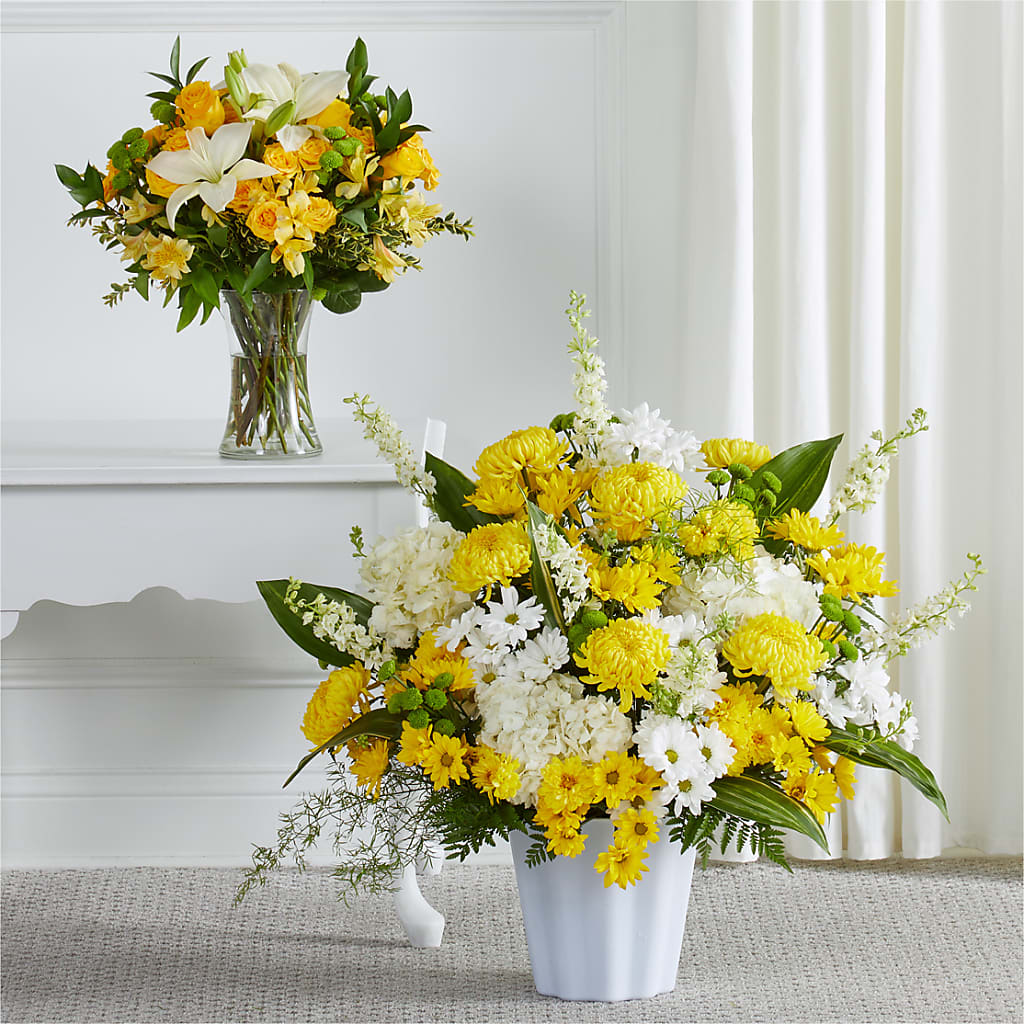 Warm Remembrance Bundles – Stardust Flowers, Surrey BC
