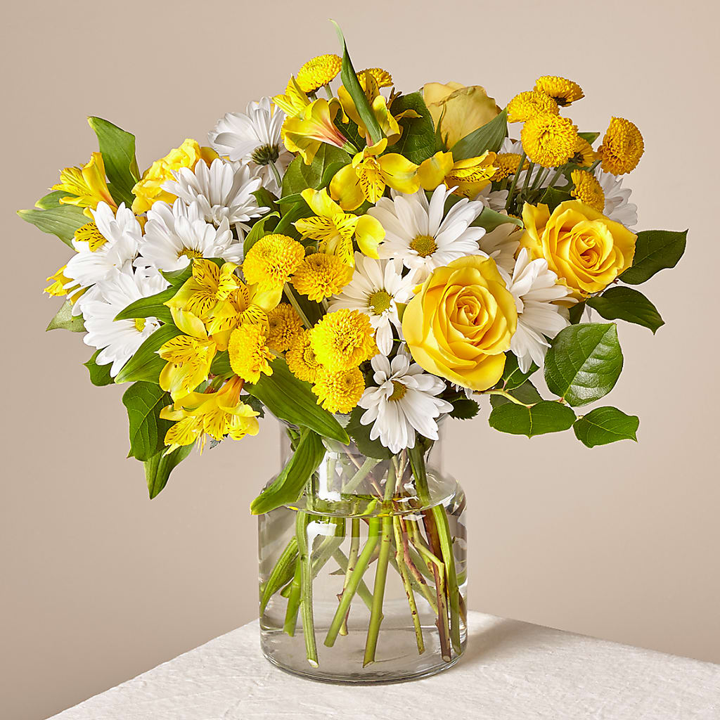 Sunny Sentiments Bouquet – Stardust Flowers, Surrey BC
