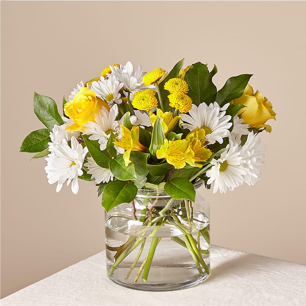 Sunny Sentiments Bouquet – Stardust Flowers, Surrey BC