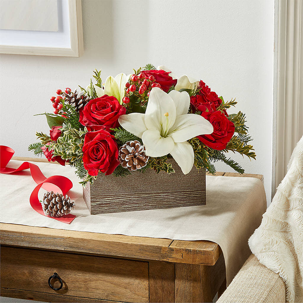 Snowy Wonderland Bouquet –  Stardust Flowers, Surrey BC