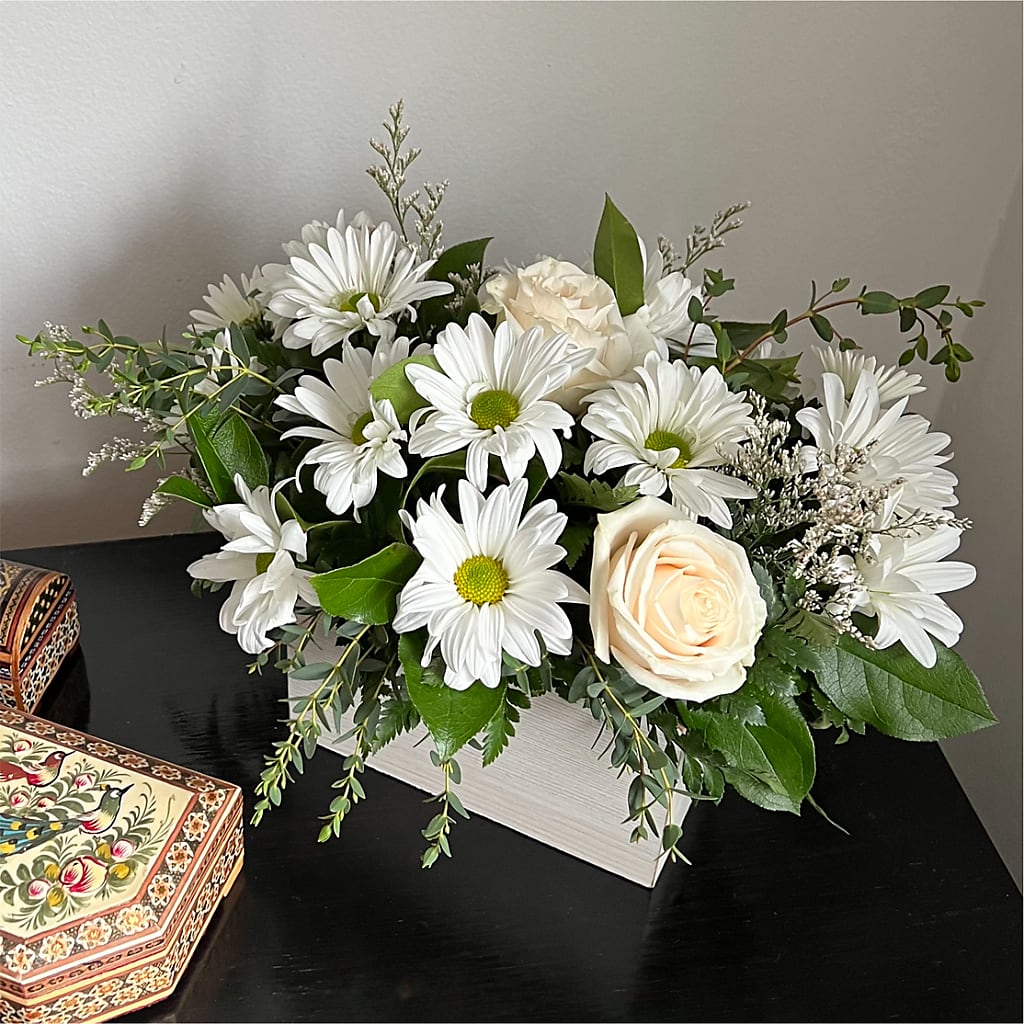 Fresh Linen Box Bouquet –  Stardust Flowers, Surrey BC