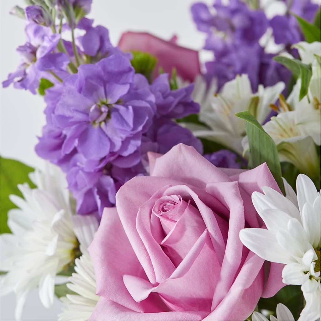 Garden of Peace Bouquet –  Stardust Flowers, Surrey BC