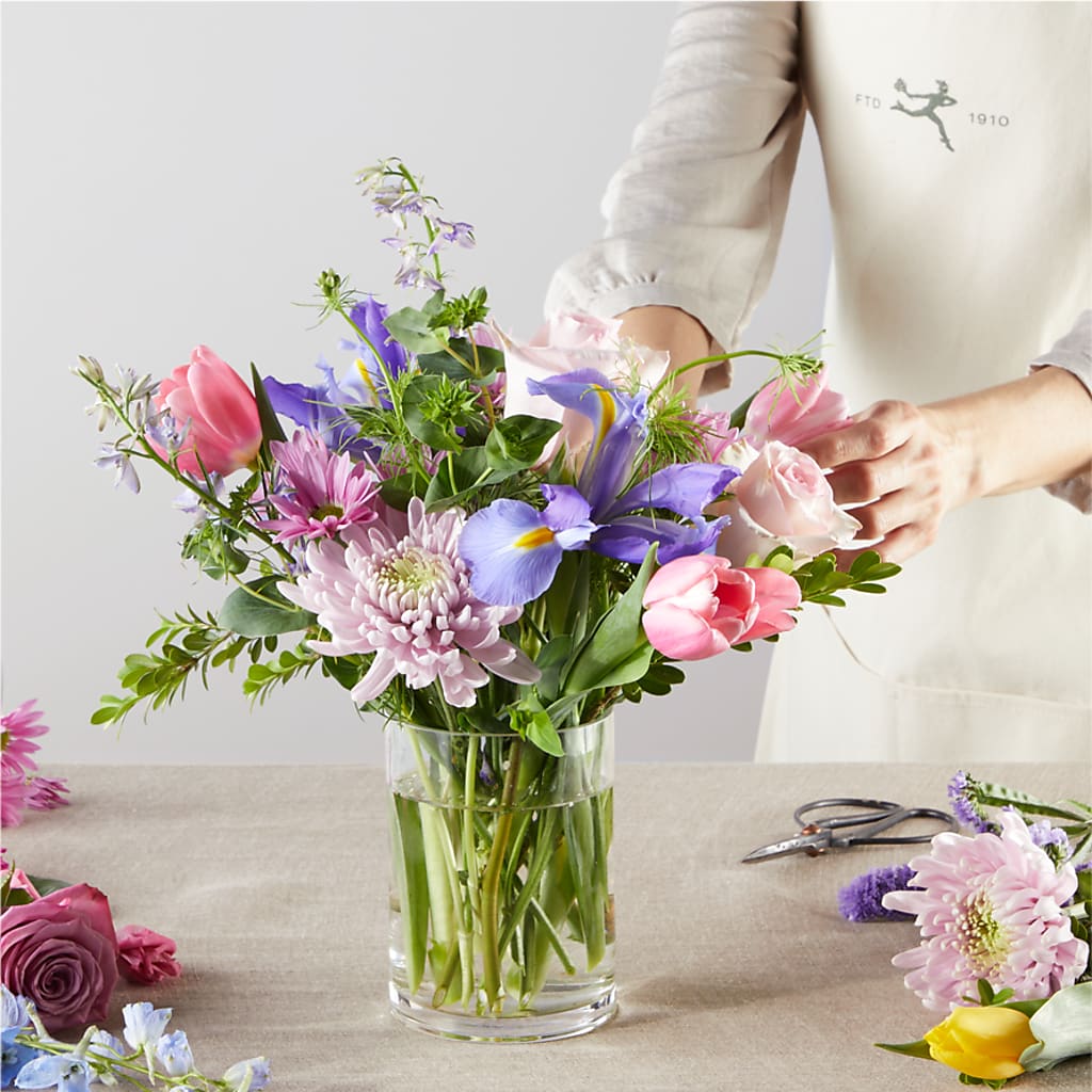 Pastel Tradition - A Florist Original –  Stardust Flowers, Surrey BC