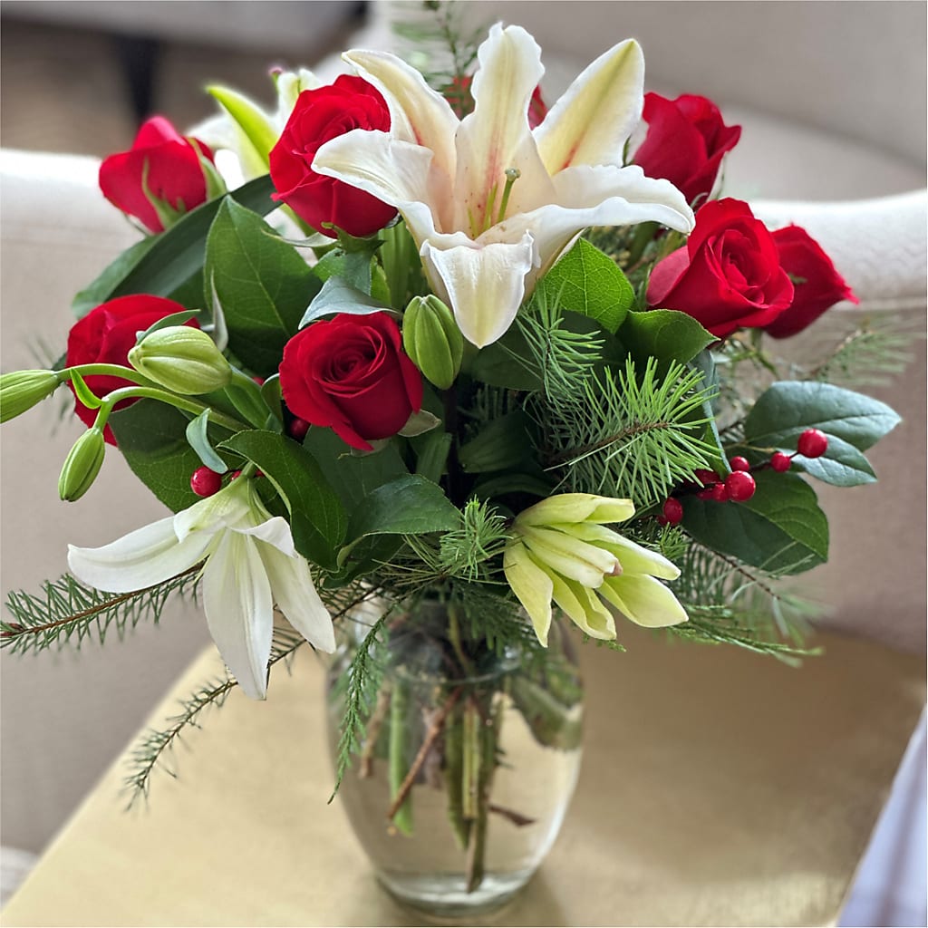 Sparkling Snowflakes Bouquet –  Stardust Flowers, Surrey BC
