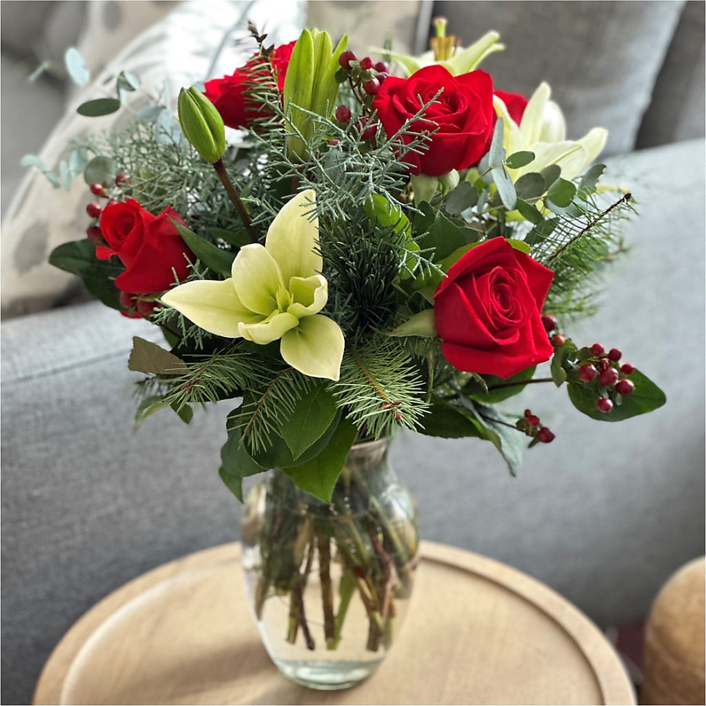 Glittering Lights Bouquet –  Stardust Flowers, Surrey BC
