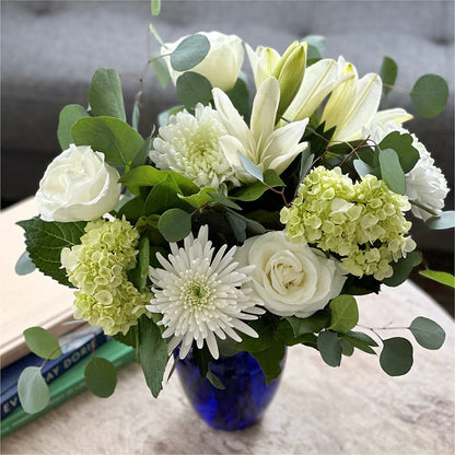Snowy Dreams Bouquet –  Stardust Flowers, Surrey BC
