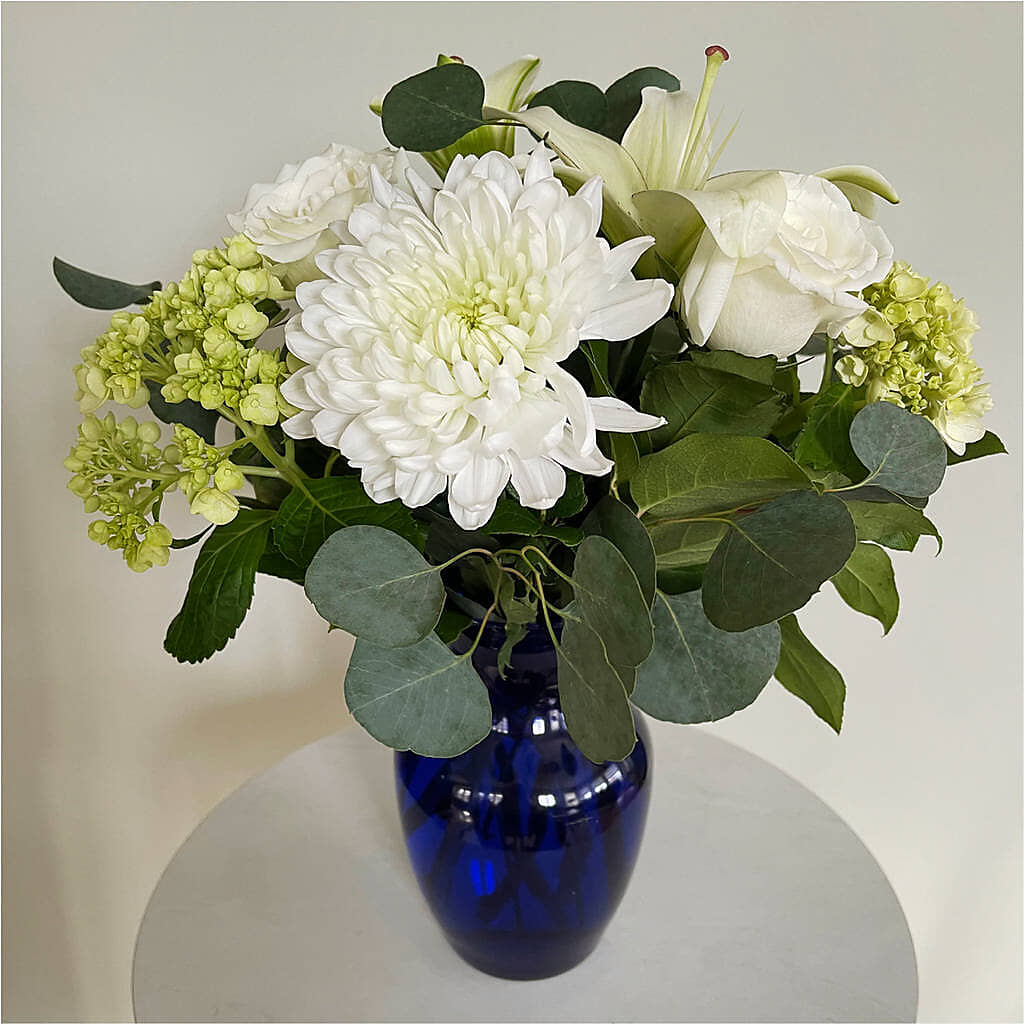 Snowy Dreams Bouquet –  Stardust Flowers, Surrey BC