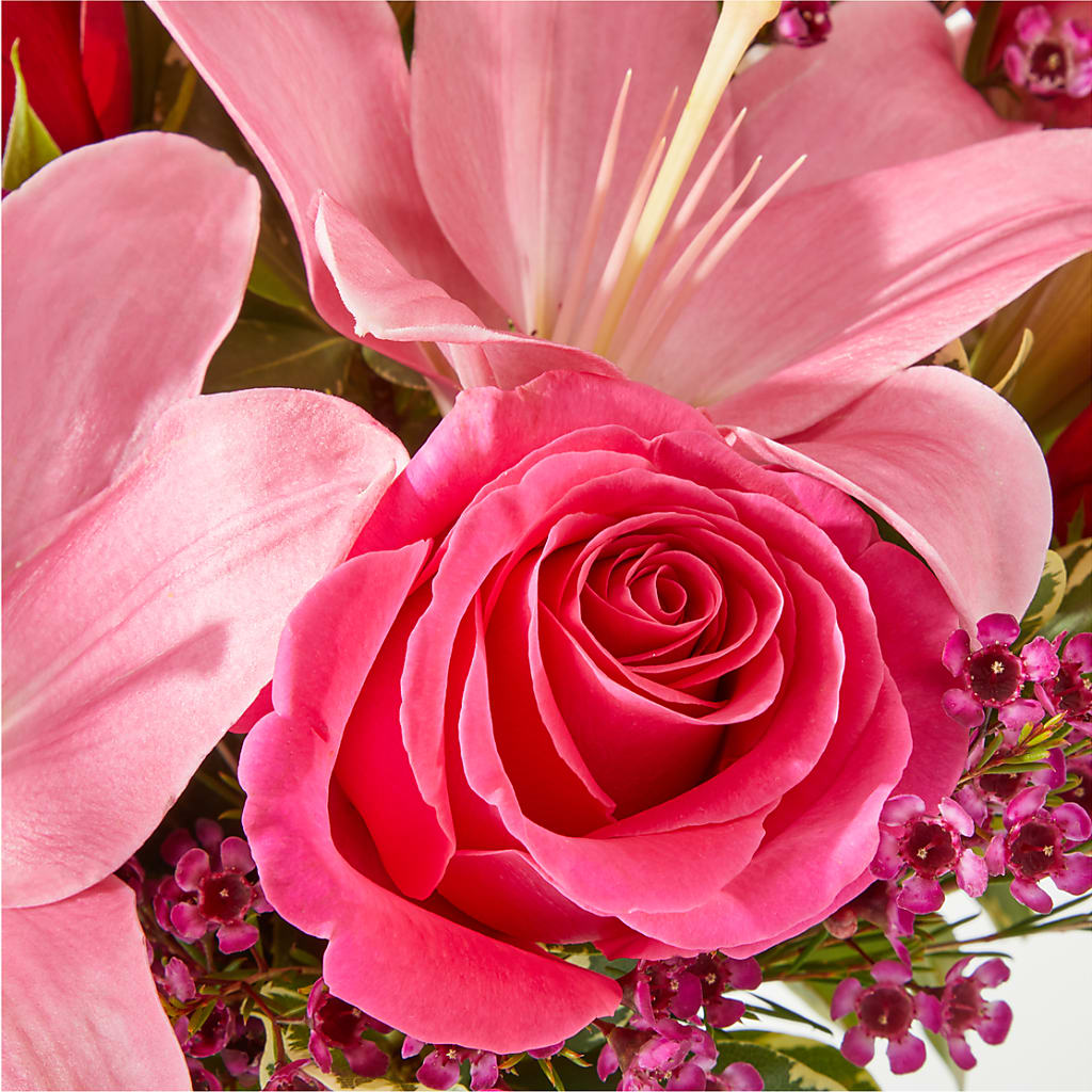 Lucky in Love Bouquet –  Stardust Flowers, Surrey BC