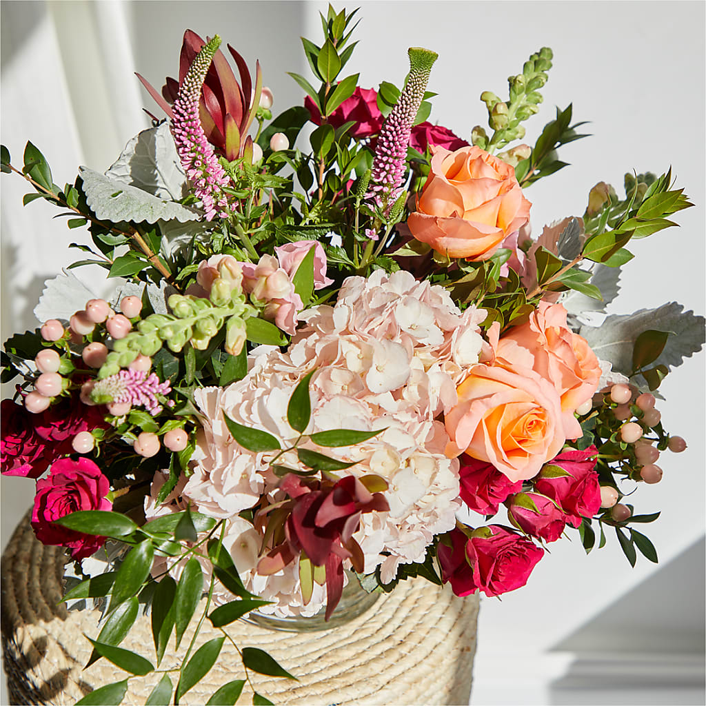Glitz & Glam Bouquet –  Stardust Flowers, Surrey BC