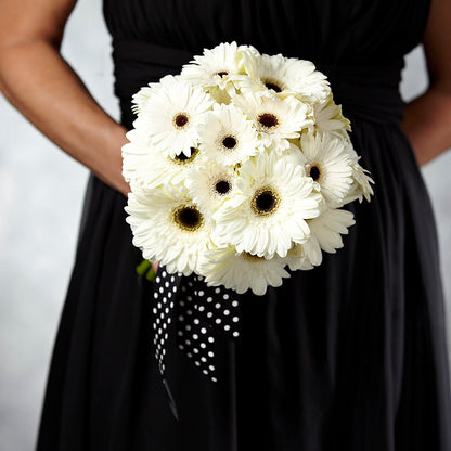 Daisy Delight Bouquet –  Stardust Flowers, Surrey BC